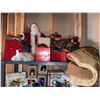Image 5 : Christmas Decor, No Shelf Included