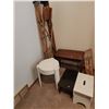 Image 1 : Stools and Step Ladders