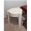Image 4 : Stools and Step Ladders