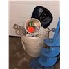Image 3 : All-Season Fishing Gear
