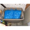 Image 1 : Tote of Tarps