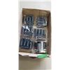 Image 1 : 30 PIECES 9V BATTERIES