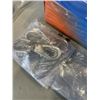 Image 5 : 2 NEW BETTER BOATING WINCH CTRAPS AND 2 SETS OF BOAT STRAPS, SWIVEL SHACKLES