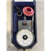 Image 2 : VINTAGE SMITH GAUGE