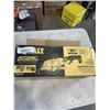 Image 1 : NEW DEWALT AUTOMIC COMPACT SAW