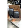 Image 1 : AS NEW SET OF KLEIN TOOLS TRADESMAN KNEE PADS