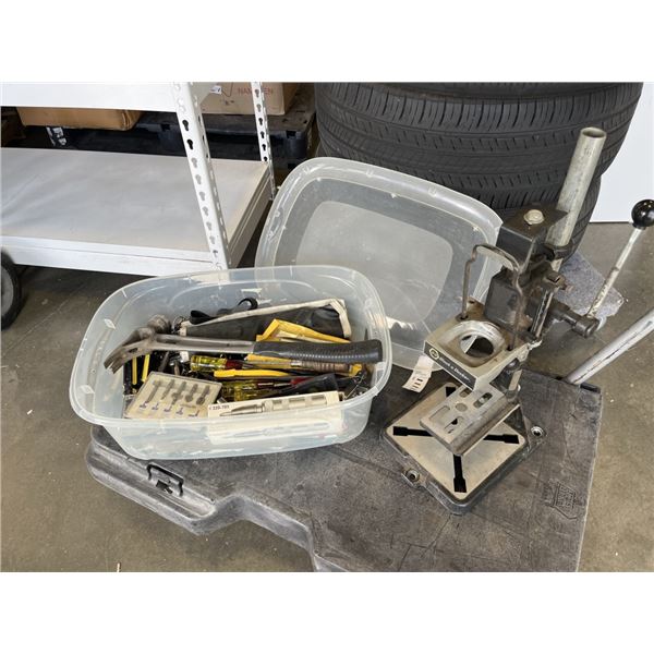 ASSORTED HAND TOOLS INCLUDING STILETTO HAMMER