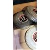 Image 2 : 4 DOLLY WHEELS