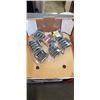 Image 1 : 35 PIECES 9 VOLT BATTERIES
