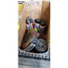 Image 5 : LARGE TRAY AND BIN OF ASSORTED TOOLS, HARDWARE, GRINDER DISC, ETC