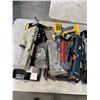 Image 3 : 4 TRAYS OF MISC TOOLS - HAND TOOLS, POWER TOOLS, TAPE MEAURES, HARDWARE, ETC