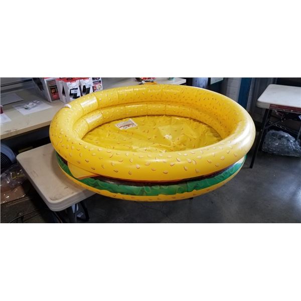 HAMBURGER KID POOL