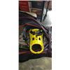 Image 4 : K2 FUSE 158CM SNOWBOARD WITH K2 SONIC BINDINGS AND CARRY BAG