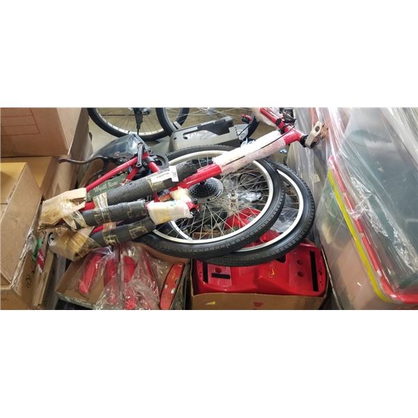 PALLET OF EV BIKE FRAME AND LOTS OF PARTS