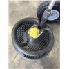 Image 3 : KARCHER FLOOR WASHER. WORKING