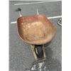 Image 2 : METAL WHEEL BARROW