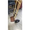 Image 2 : 2 WHEEL DOLLY