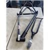 Image 2 : NEW INFINITY BIKE FRAME AND FORKS BOOS.THREE DISC