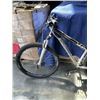 Image 2 : DEVINICI BIKE