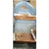 Image 2 : 12FT FISHING BOAT FIBERGLASS AND STYROFOAM BOTTOM