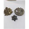 Image 1 : 2 ANTIQUE MILITARY BADGES