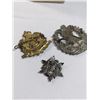 Image 2 : 2 ANTIQUE MILITARY BADGES