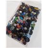 Image 1 : BAG OF MISC VINTAGE GLASS BEADS