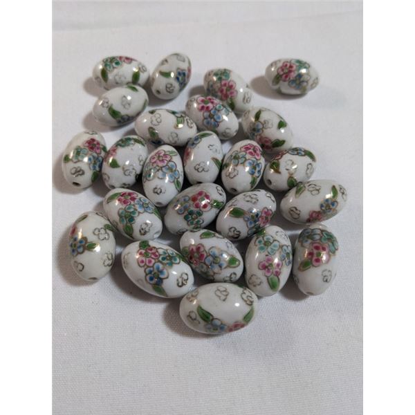 VINTAGE HAND PAINTED PORCELAIN BEADS
