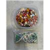Image 3 : BOX OF MISC COSTUME JEWELELRY