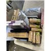 Image 1 : TRAY OF NEW AMAZON OVERSTOCK HOME GOODS AND LOTS OF SOPHIE THE GIRAFFE TOYS
