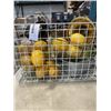 Image 2 : METAL BASKET FULL OF FAKE FRUITS AND DECORATIVE MUSICAL HORN