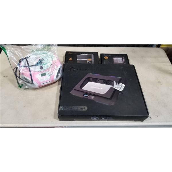LOT OF ASSORTED KILM ACCESSORIES FOR COMPUTERS INCLUDING BOOMBOXES AND KEYBOARDS