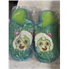 Image 2 : ASSORTED NEW SLIPPERS AND BOX OF ADVERTISING FLAGS