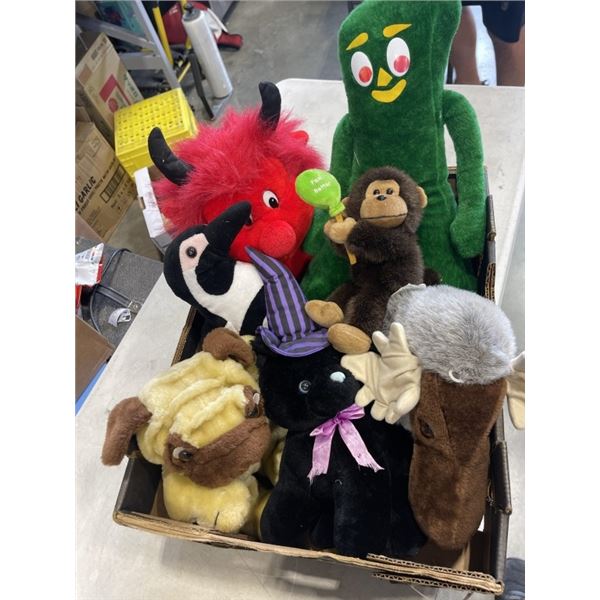 TRAY OF VINTAGE STUFF ANIMALS