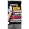 Image 2 : LARGE TOTE AND BOK OF ASSORTED BOOKS
