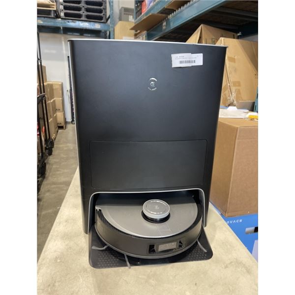 ECOVACS OMNI DEX11 ROBOT VAC AND MOP, CLEAN AND TESTED WORKING