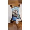 Image 4 : 3 DECORATIVE PLATES IN BOXES