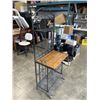Image 2 : VINTAGE BAKERS RACK