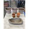 Image 1 : LOT OF SMALL PLANTER POTS