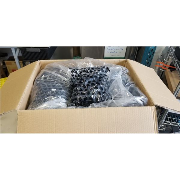 CASE OF NEW GORILLA SMALL CONTAINERS AND LIDS