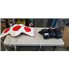 Image 1 : ASSORTED BOXING GLOVES