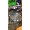 Image 3 : 2 FOLDING CLEAR MCM CHAIRS