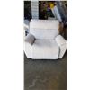 Image 1 : OVERSIZED CREAM  FABRIC CHAIR W/ 2 CUPHOLDERS - RECLINER BROKEN, JUST A CHAIR