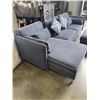 Image 2 : BLUE NAVY SECTIONAL SOFA W/ OTTOMAN
