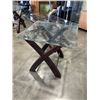 Image 5 : 3 PIECE MODERN COFFEE TABLE SET WITH GLASS SURFACE