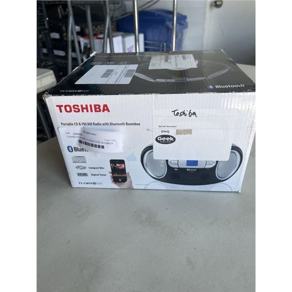 TOSHIBA PORTABLE CD BLUETOOTH BOOMBOX W/ AM/FM RADIO TUNER - TESTED WORKING, RETAIL $136
