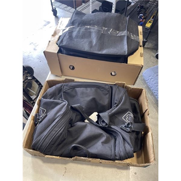 2 TRAYS OF REUSABLE SHOPPING BAGS AND TOTE BAGS