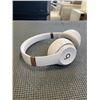 Image 1 : BEATS SOLO 4 ON EAR SOUND ISOLATING BLUETOOTH HEADPHONES - TESTED WORKING, RETAIL $279