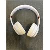 Image 2 : BEATS SOLO 4 ON EAR SOUND ISOLATING BLUETOOTH HEADPHONES - TESTED WORKING, RETAIL $279