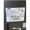 Image 4 : SAMSUNG 40 INCH TV ON STAND